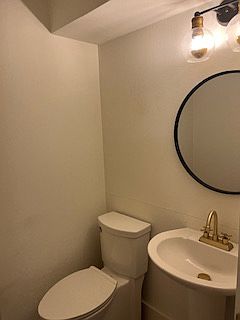 5th image of 11802 N Oaks Dr