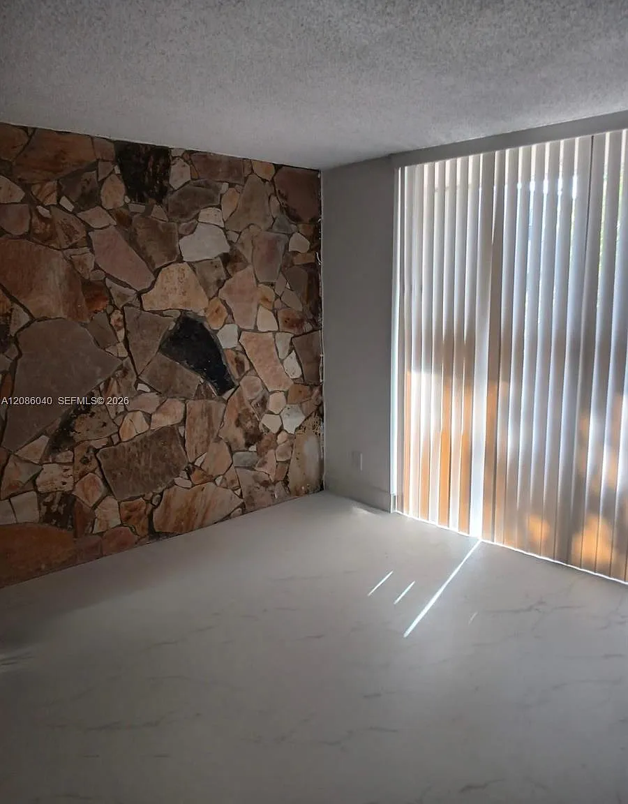 Summit Chase Condo — Photo 1
