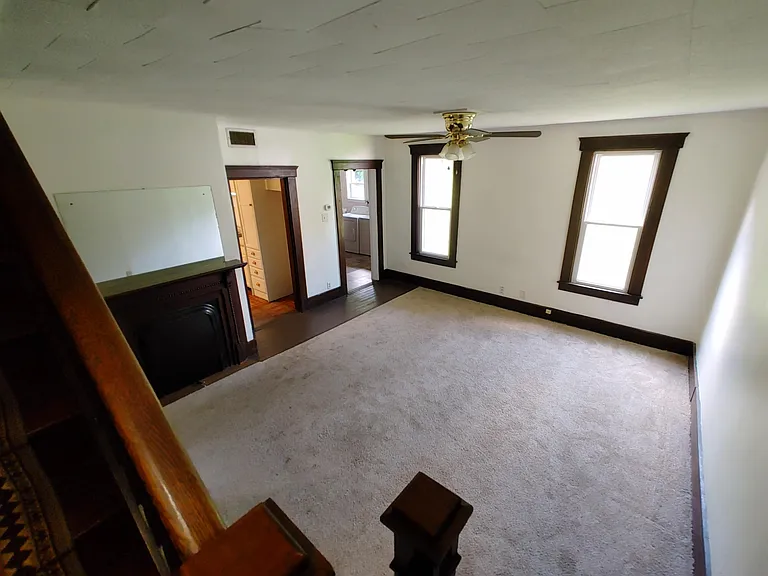 105 Oakwood Ave — Photo 26