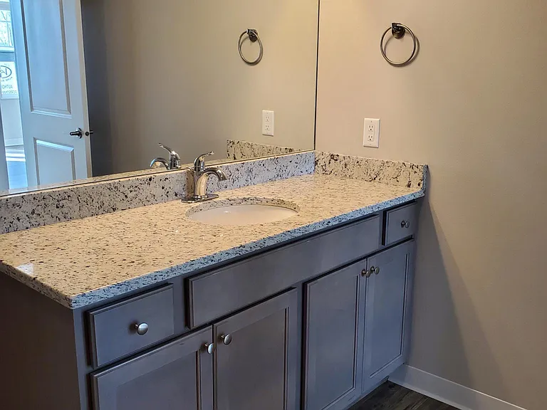 802 Reed St — Photo 5