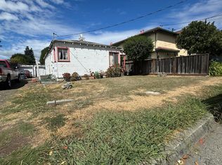 371 Bartlett Ave, Hayward, CA