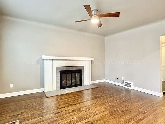 4th image of 123 N Wilson Ave