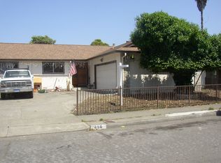 496 Umland Dr, Santa Rosa, CA 95401