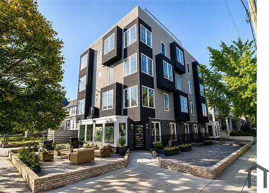 201 Kennedy St NW #1 — Photo 13