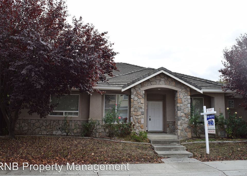 1st image of 2970 Bergamo Way