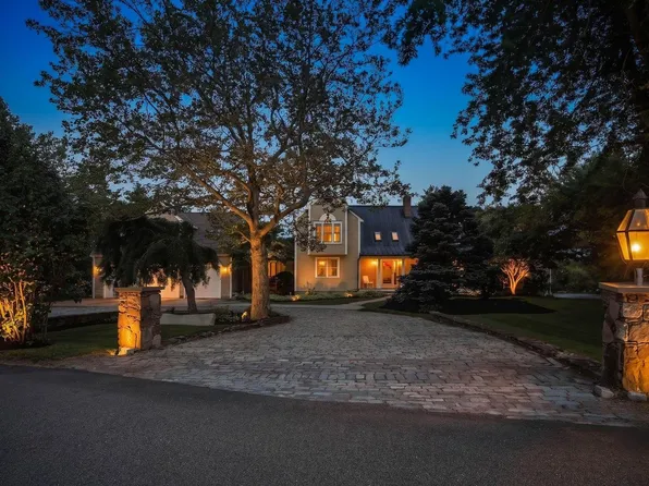 4 Long Hill Road, Stratham, NH 03885