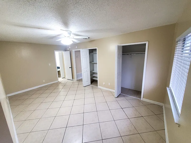 6527 Old Shell Rd #28 — Photo 8