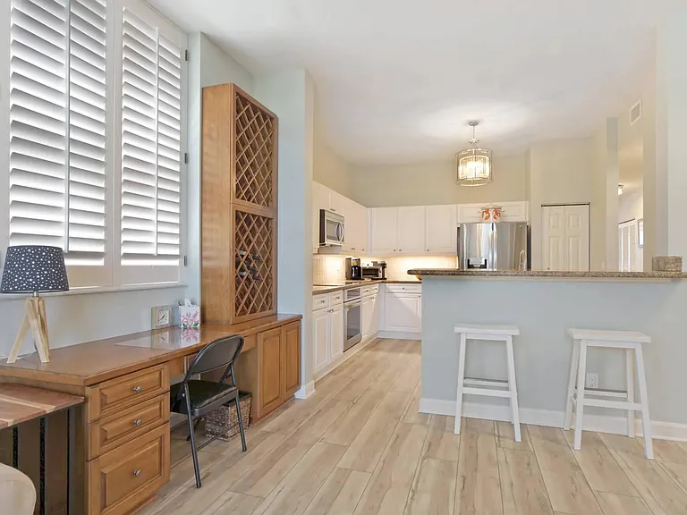 14200 Royal Harbour Ct — Photo 22