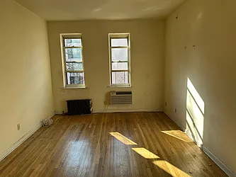 Rented by Eric Goodman Realty Corp