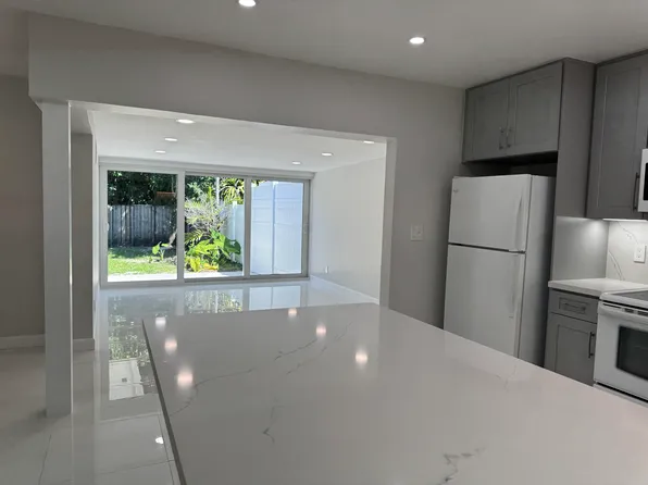 11419 SW 81st Rd, Pinecrest, FL 33156