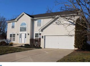 3 High Woods Ave, Sicklerville, NJ 08081