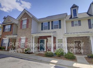 8737 Wandering Creek Way, Charlotte, NC 28227