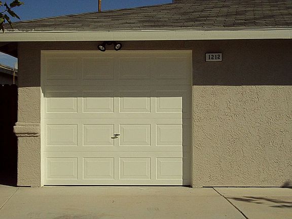 Extended One Car Garage