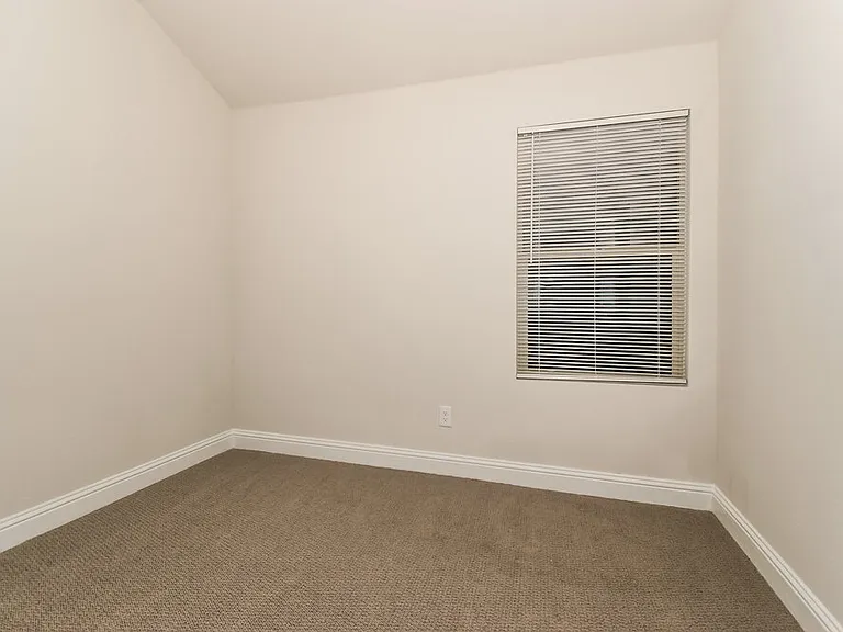 1214 Green Timber Dr — Photo 11