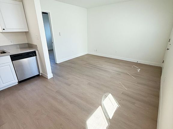 3rd image of 4480-86 51st St #4482