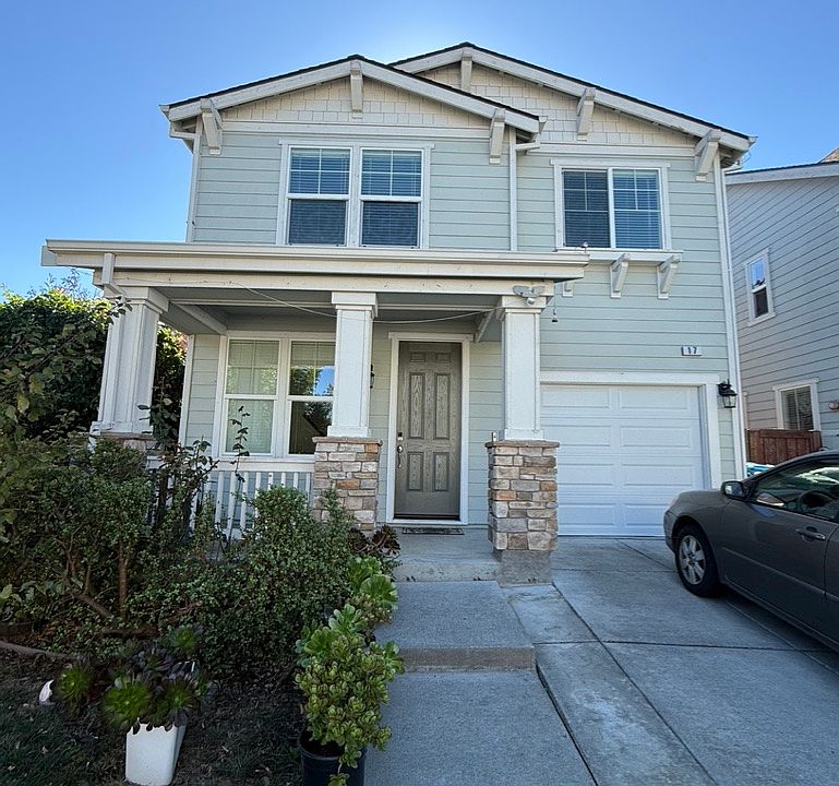 1st image of 17 Corvina Way