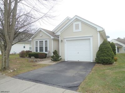 11 Buckingham Cir, Belvidere, NJ, 07823