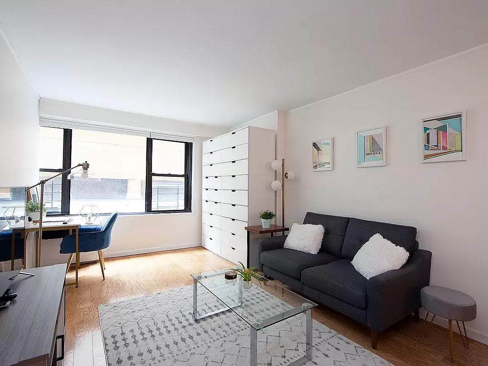1st image of 85 Livingston St APT 2B