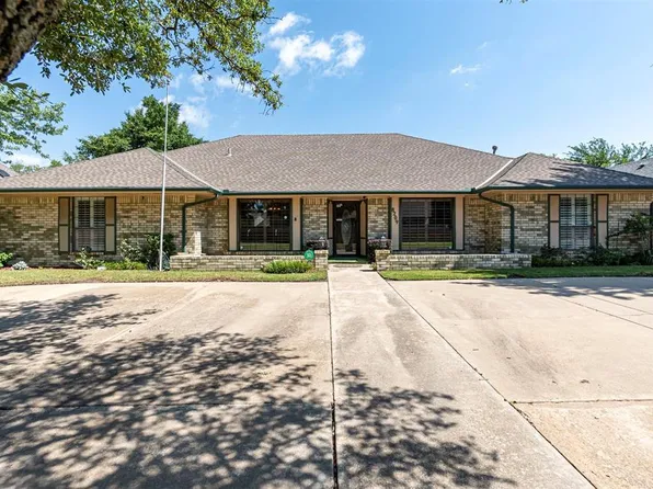 8209 N Bridgeport Ln, Bethany, OK 73008