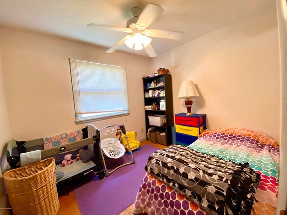 5th image of 11800 Pierce Way