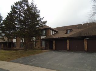 3207 184th St APT 2B, Homewood, IL