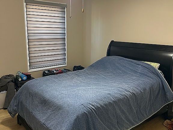 3rd image of 210 Fireside Way