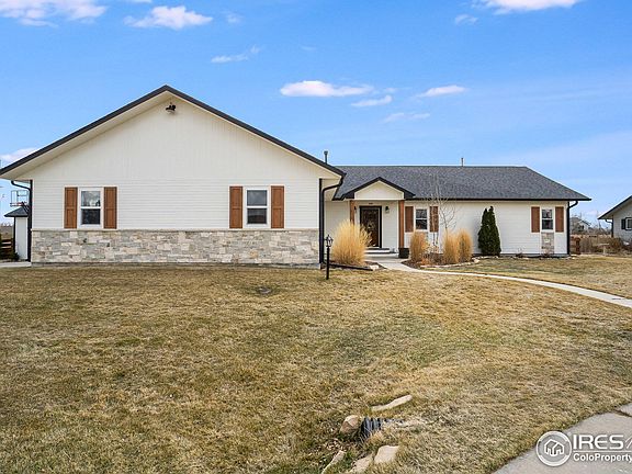 2nd image of 3499 Whitetail Cir