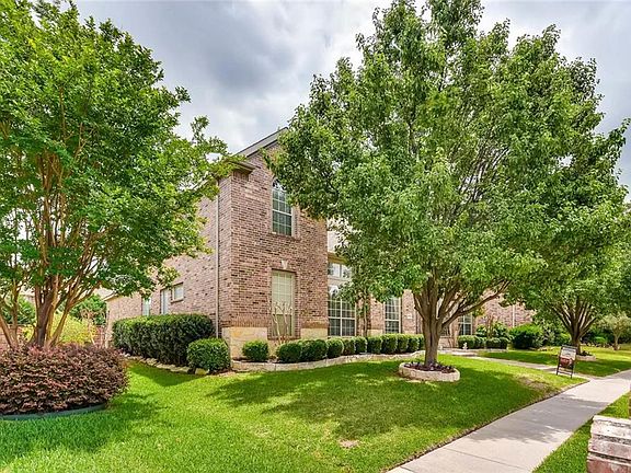 2nd image of 8724 Mandevilla Dr