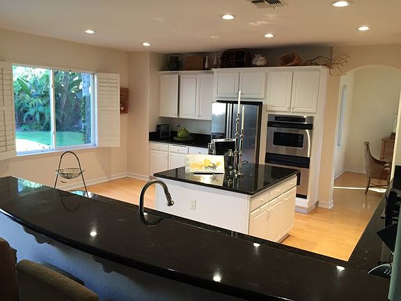 KITCHEN+ISLAND+GRANITE CT