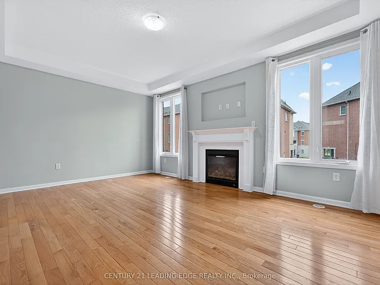 64 Ferguson St — Photo 13