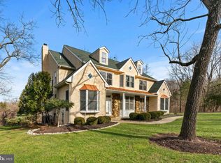 3 Kingswood Dr, New Hope, PA 18938