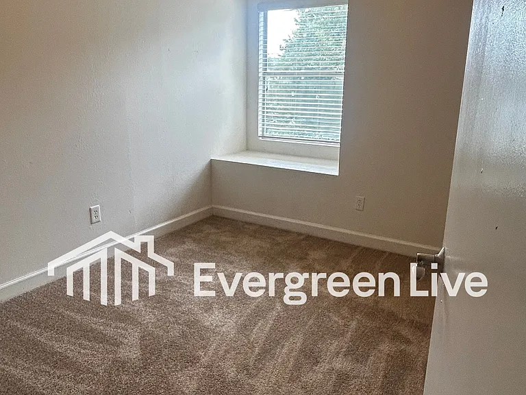 56 Blue Echo Ct — Photo 18