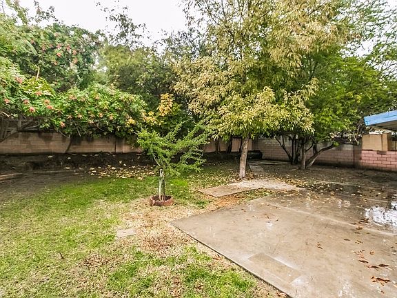 2nd image of 213 Glenloch Ave