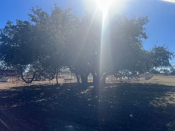 4th image of 1089 County Road 3930