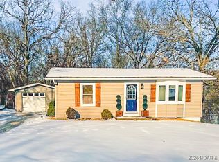 926 Malibu Rd, Osage Beach, MO 65065