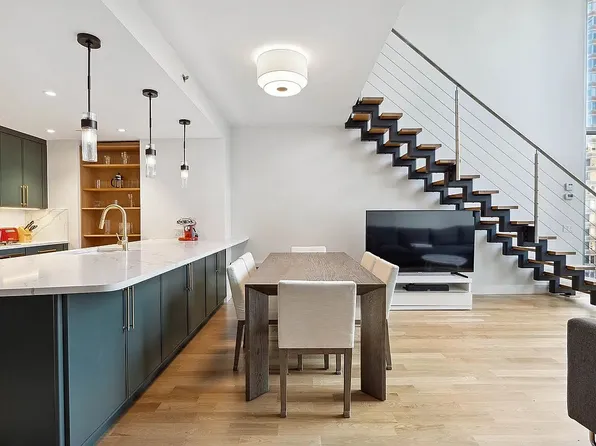 464 W 44th St #Penthouse C, New York, NY 10036