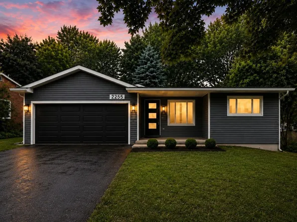 2255 Bedford Rd, Bloomfield Hills, MI 48302