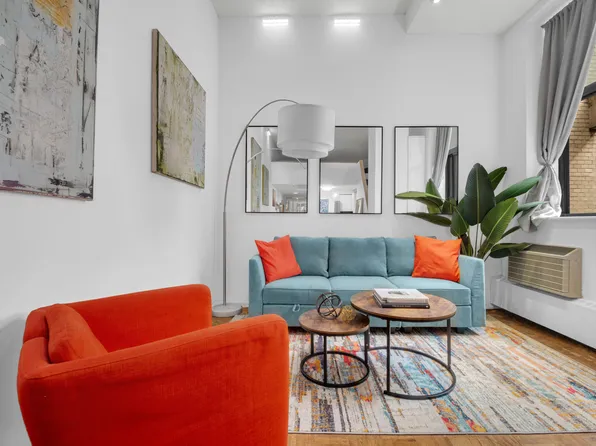 372 5th Avenue 6P image 1 of 11