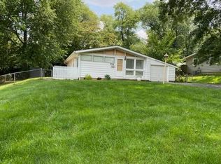 5715 N Woodland Ave, Kansas City, MO 64118