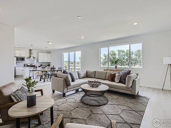 3rd image of 2711 Crystal Springs Ln