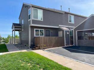 931 Summer Dr, Highlands Ranch, CO 80126