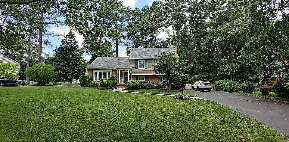 2nd image of 10300 Epsilon Rd