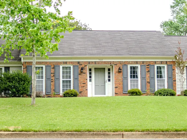 7969 Cross Ridge Dr, Germantown, TN 38138