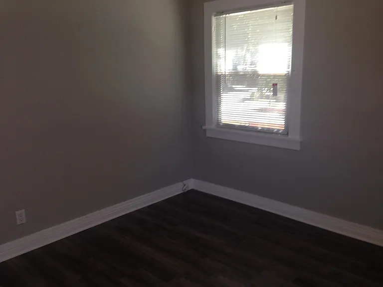 2203 Duvall St — Photo 6