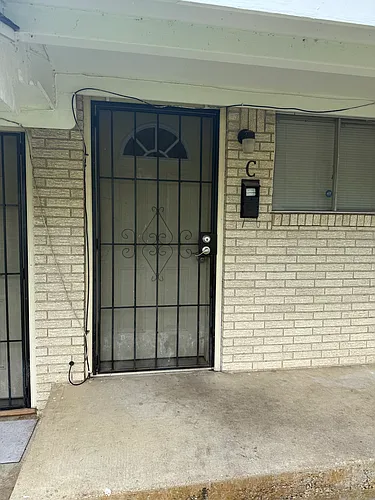 400 W Church Ave #C Photo 1