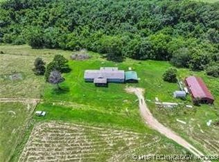 86010 S 4747th Rd, Stilwell, OK 74960