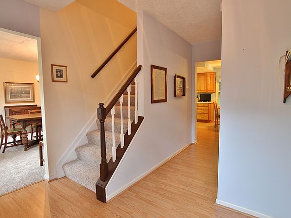 3rd image of 15065 Barkwood Dr