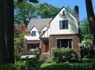 56 Mulberry Ln, New Rochelle, NY 10804