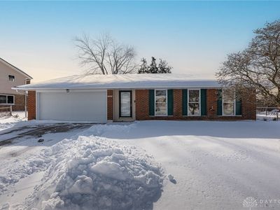 5260 Beechview Dr, Dayton, OH 45424