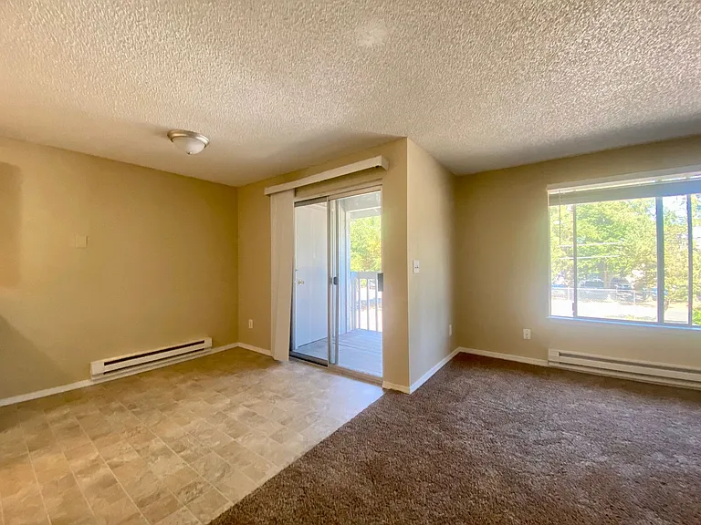 Lincoln Ave Apartments LLC — Photo 5